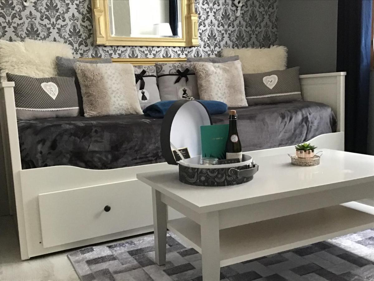 Appartement Medicis Avec Garage Онфлёр Экстерьер фото